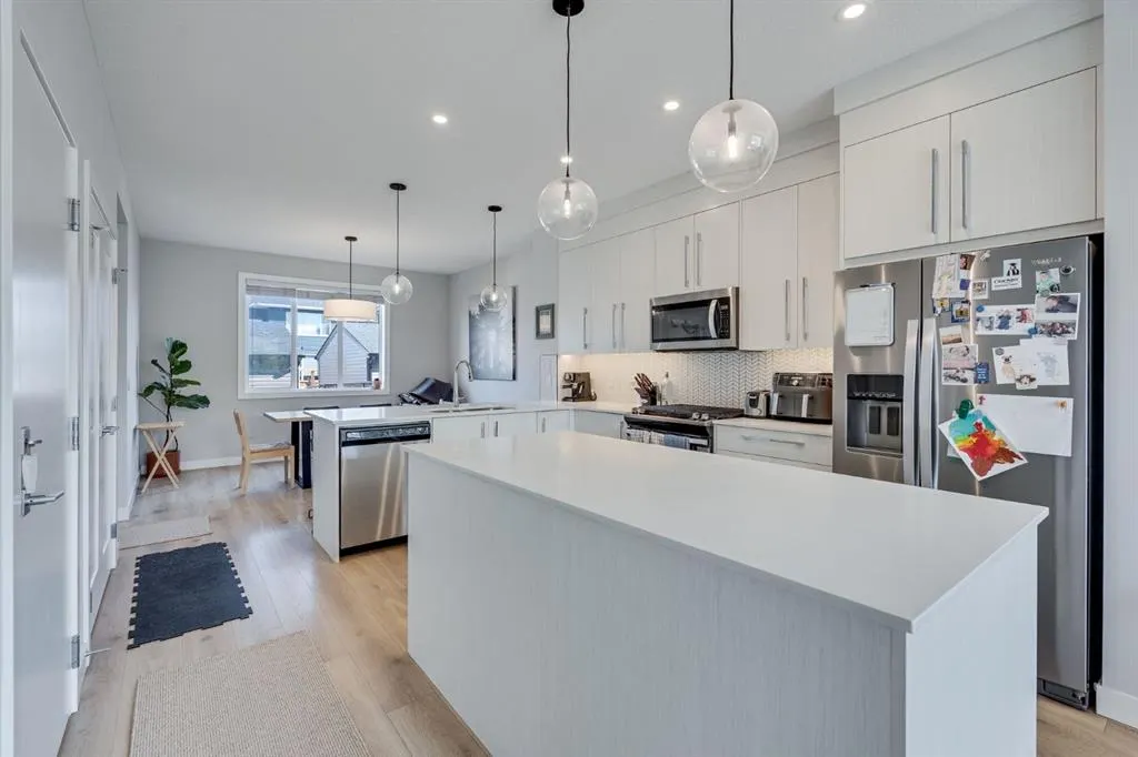 154 Creekside Drive SW