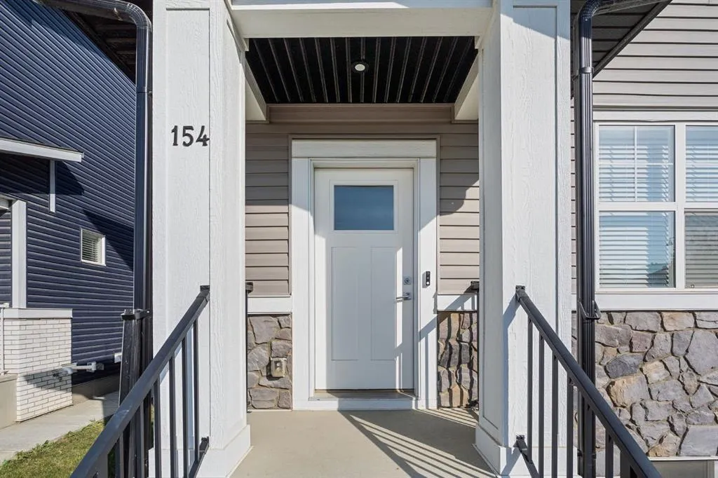 154 Creekside Drive SW