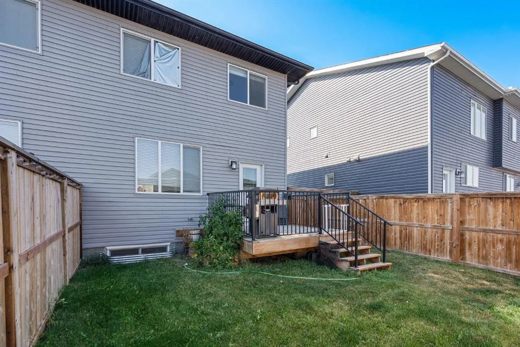154 Creekside Drive SW