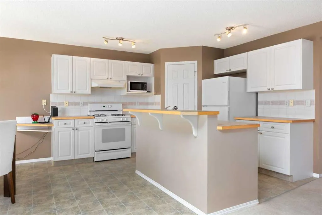 52 Citadel Vista Green NW