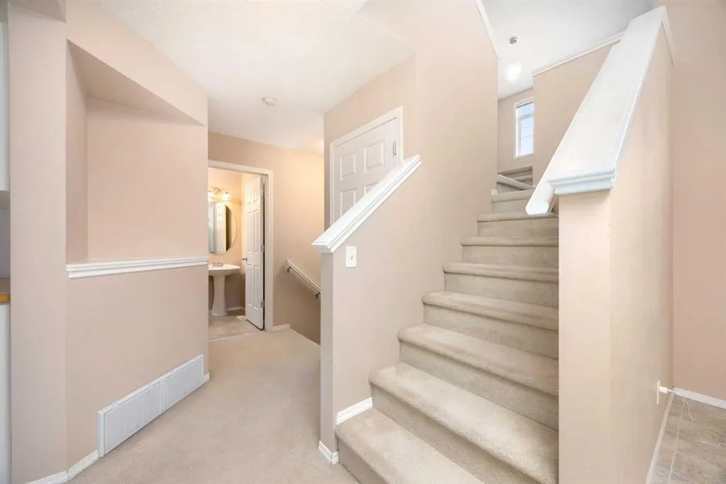 52 Citadel Vista Green NW