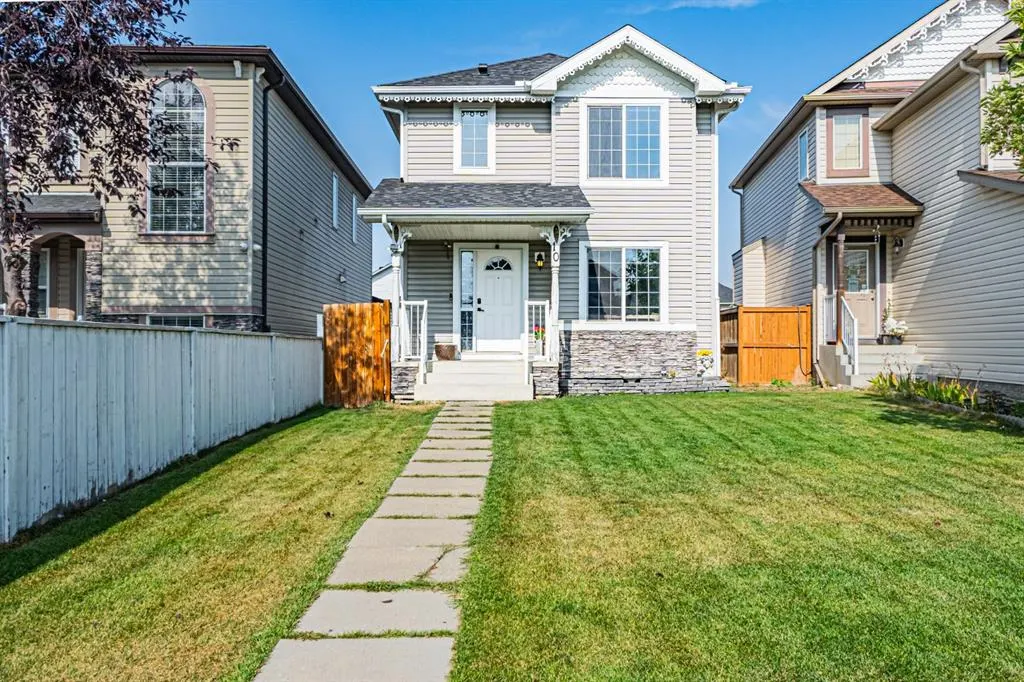 10 Taralake Lane NE