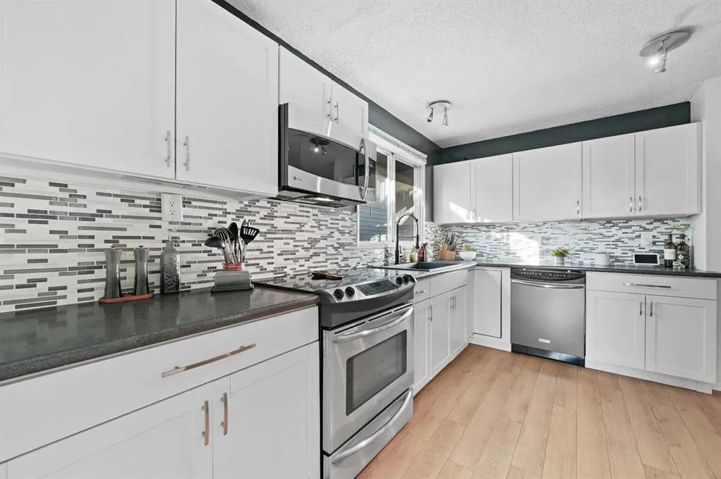 58 Berwick Rise NW