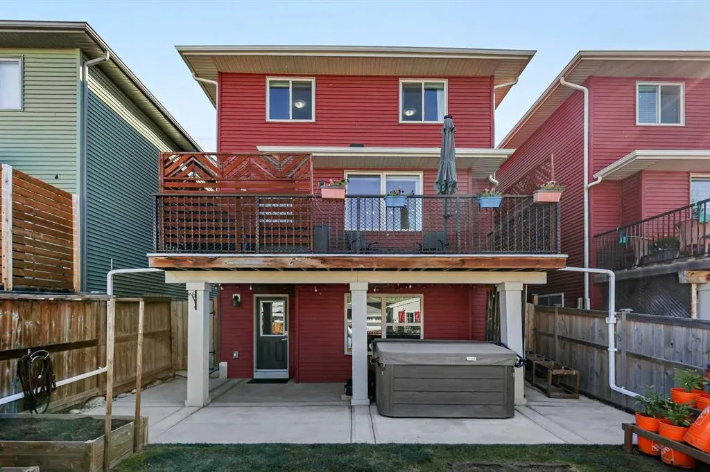 194 Canals Close SW