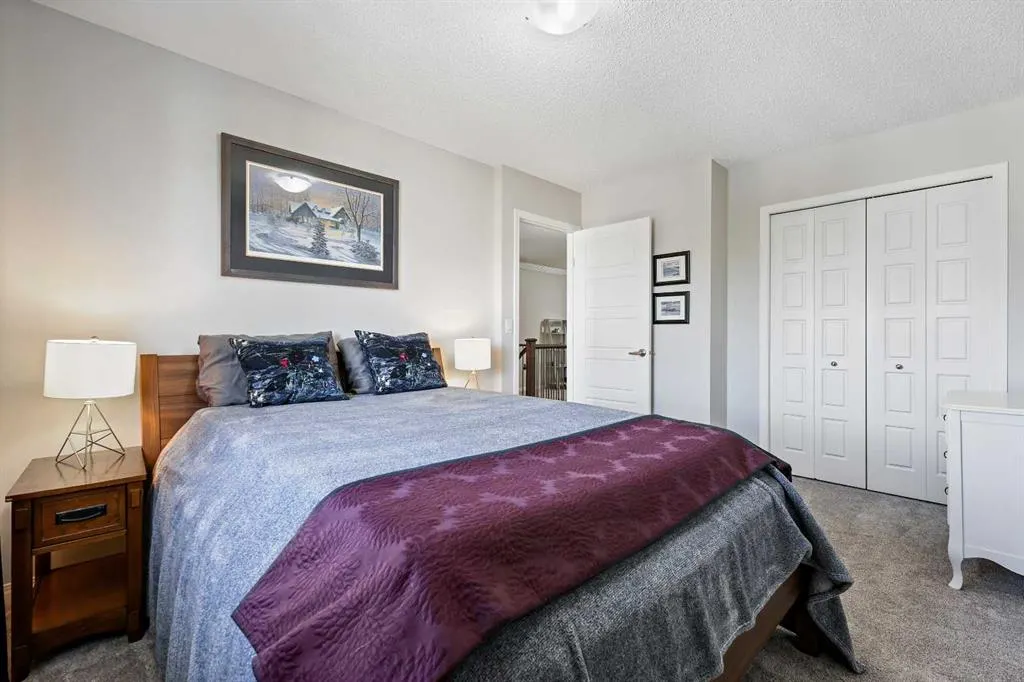 194 Canals Close SW