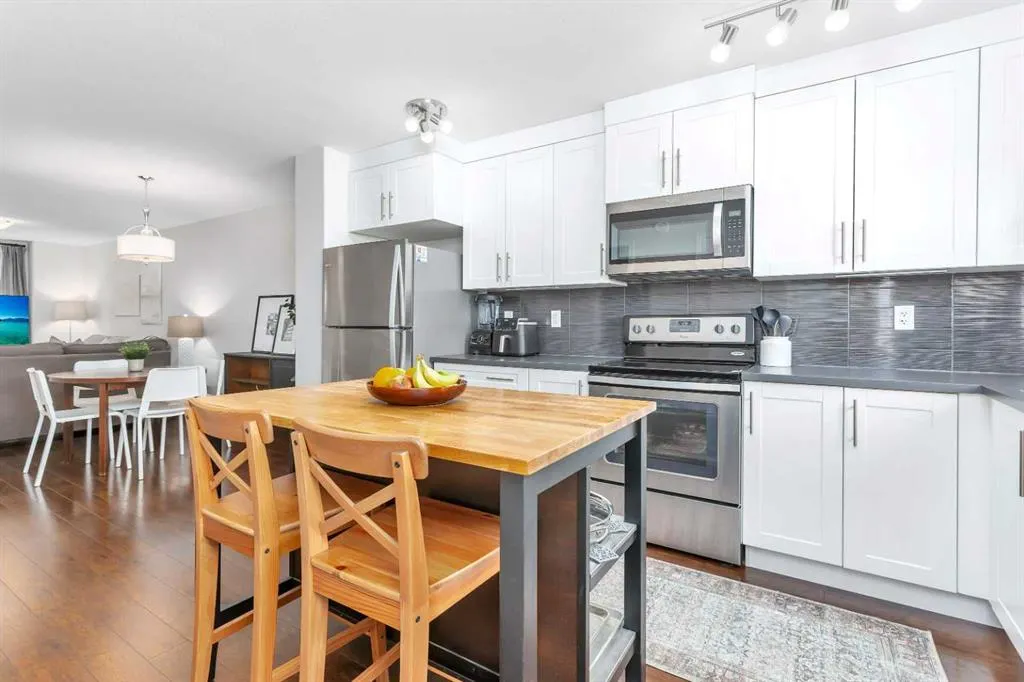 339 Viscount Drive, #303