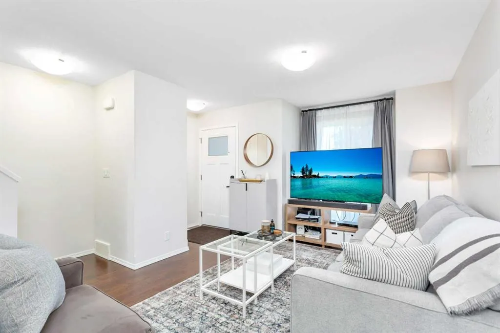 339 Viscount Drive, #303