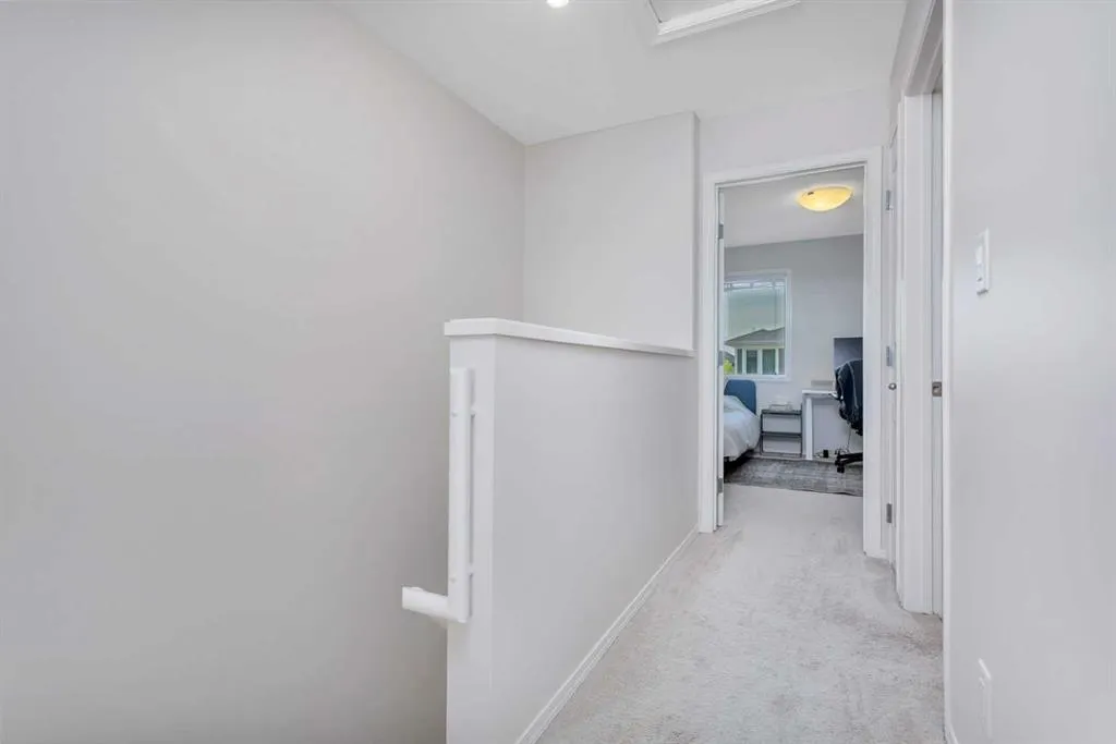 339 Viscount Drive, #303
