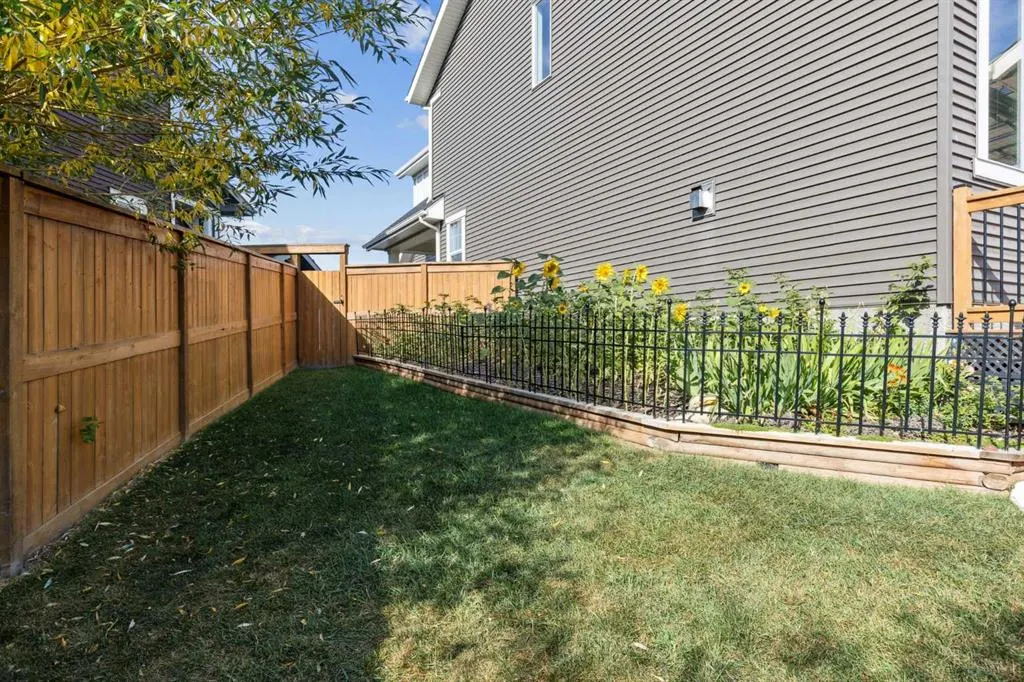 36 Sunrise Crescent