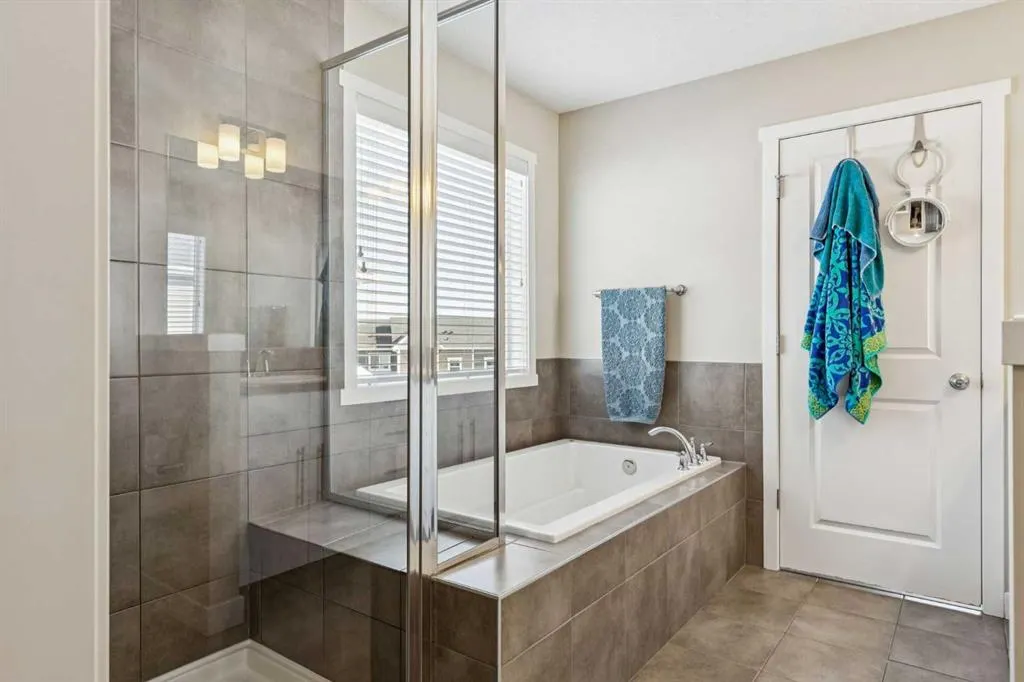 36 Sunrise Crescent