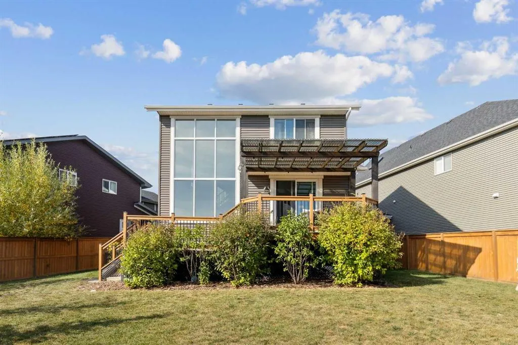 36 Sunrise Crescent