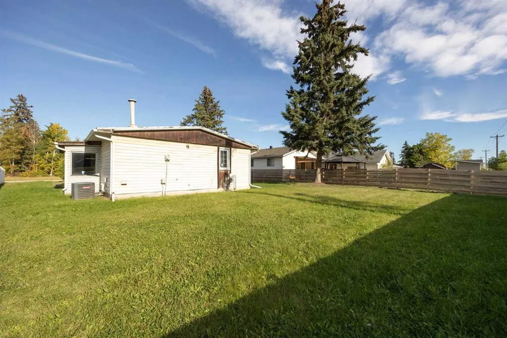 13 Saunderson Avenue
