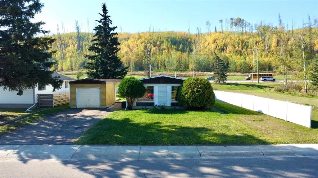 13 Saunderson Avenue