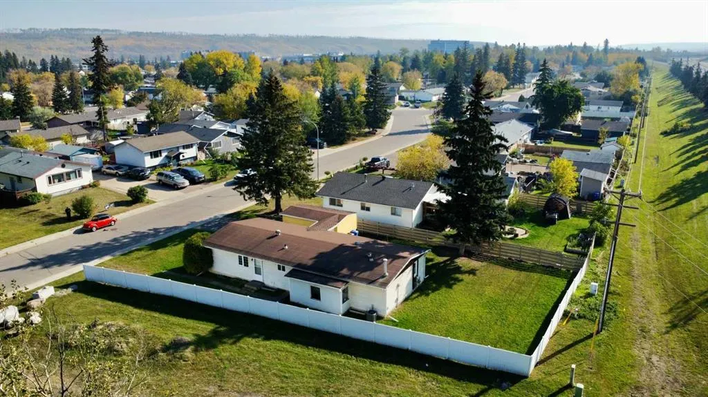 13 Saunderson Avenue