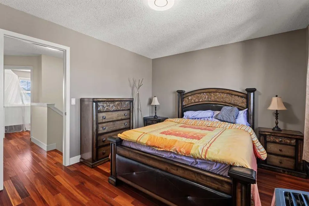 199 Cranberry Close SE