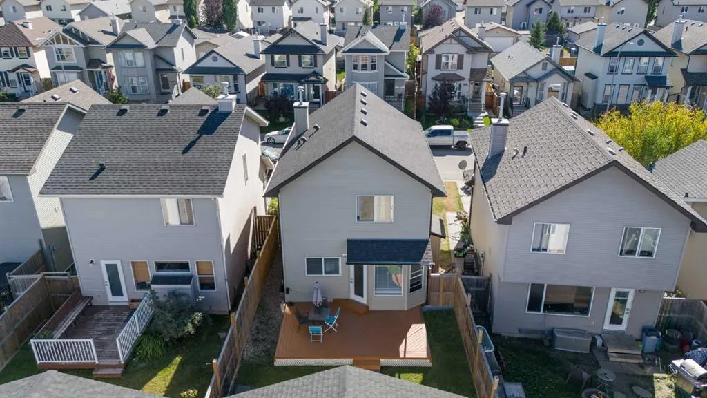 199 Cranberry Close SE