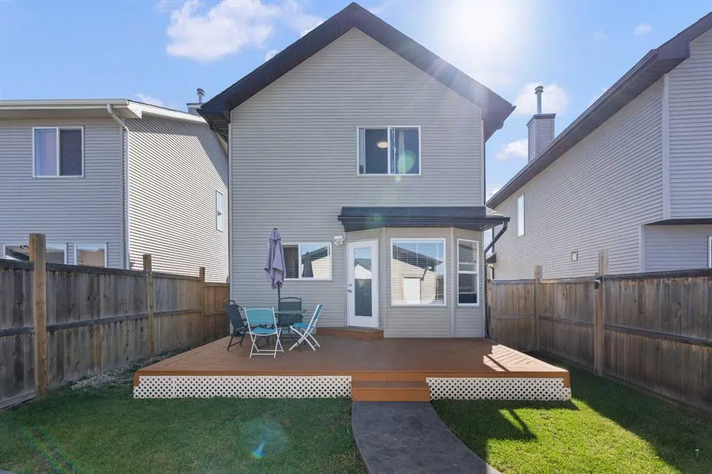 199 Cranberry Close SE