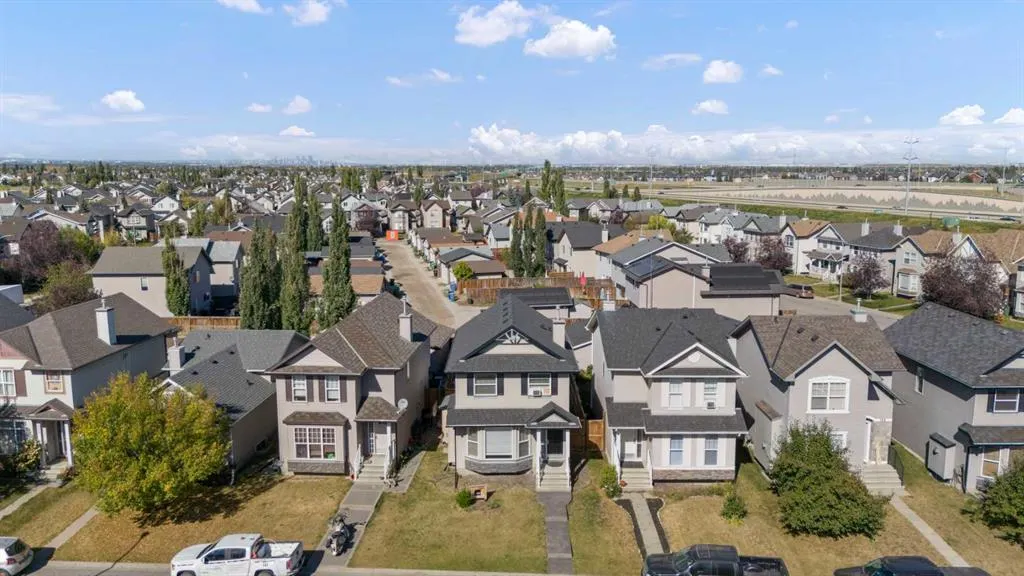199 Cranberry Close SE