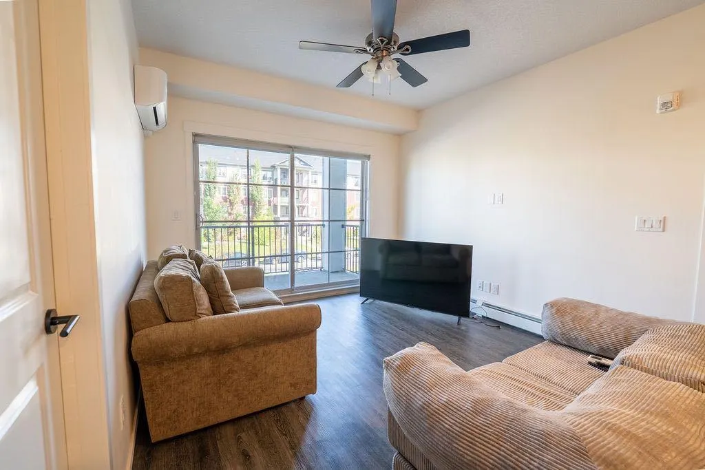 151 Legacy Main Street SE, #8202