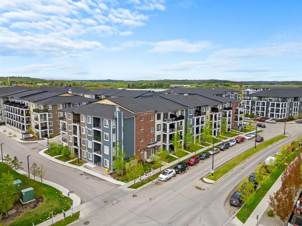 151 Legacy Main Street SE, #8202