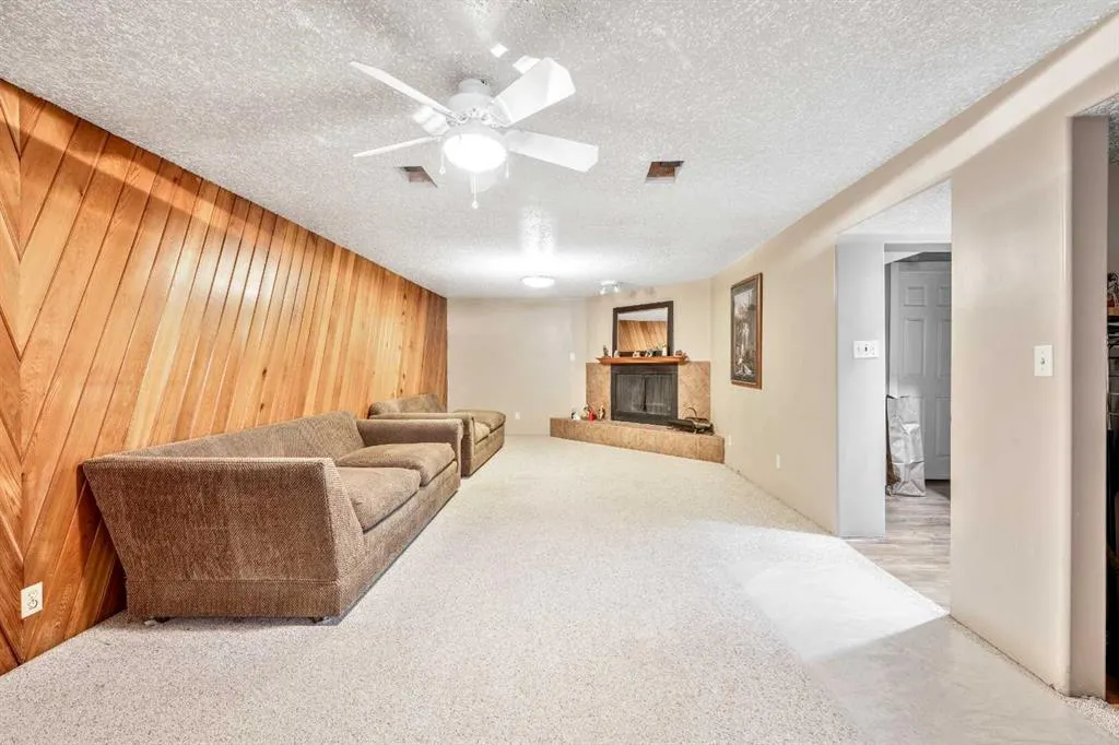 508 Canterbury Drive SW