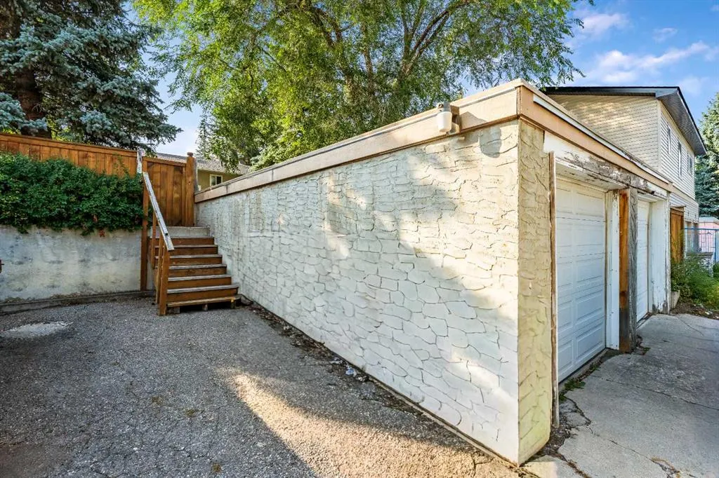 508 Canterbury Drive SW