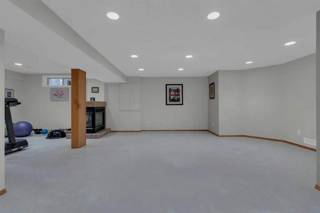 271 Mountain Park Drive SE