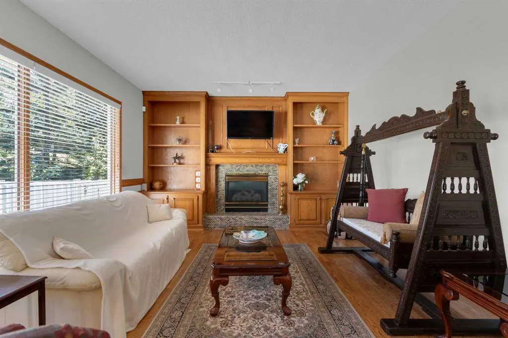 271 Mountain Park Drive SE