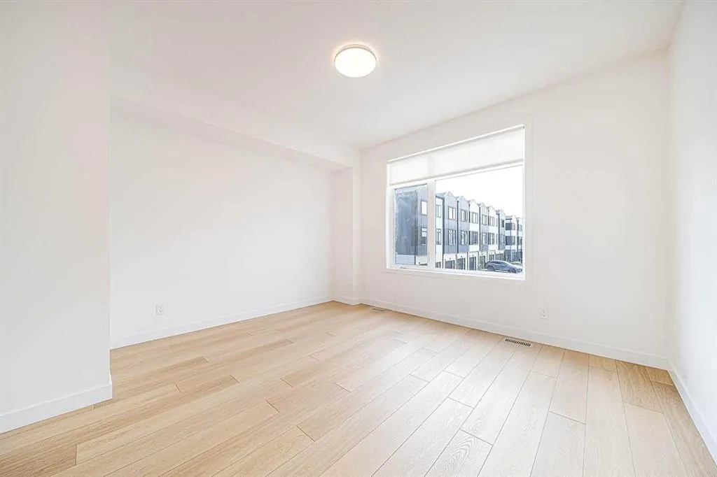 8535 19 Avenue SE, #105