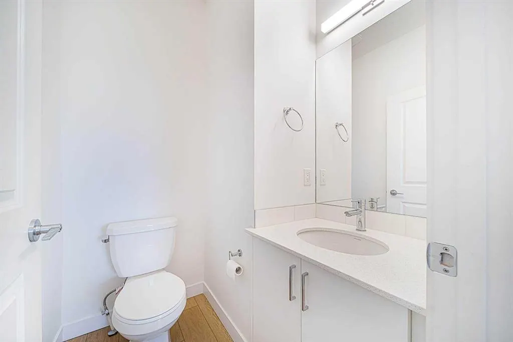 8535 19 Avenue SE, #105