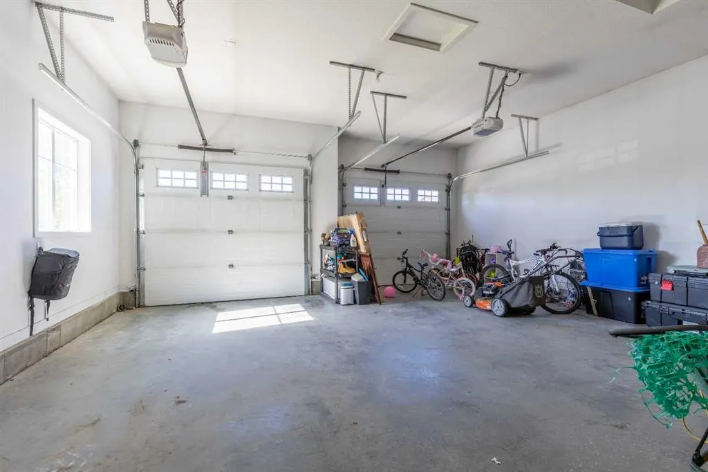 2713 Elm Drive