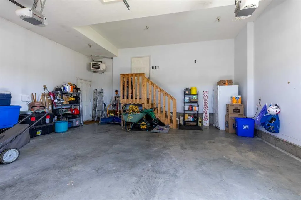 2713 Elm Drive
