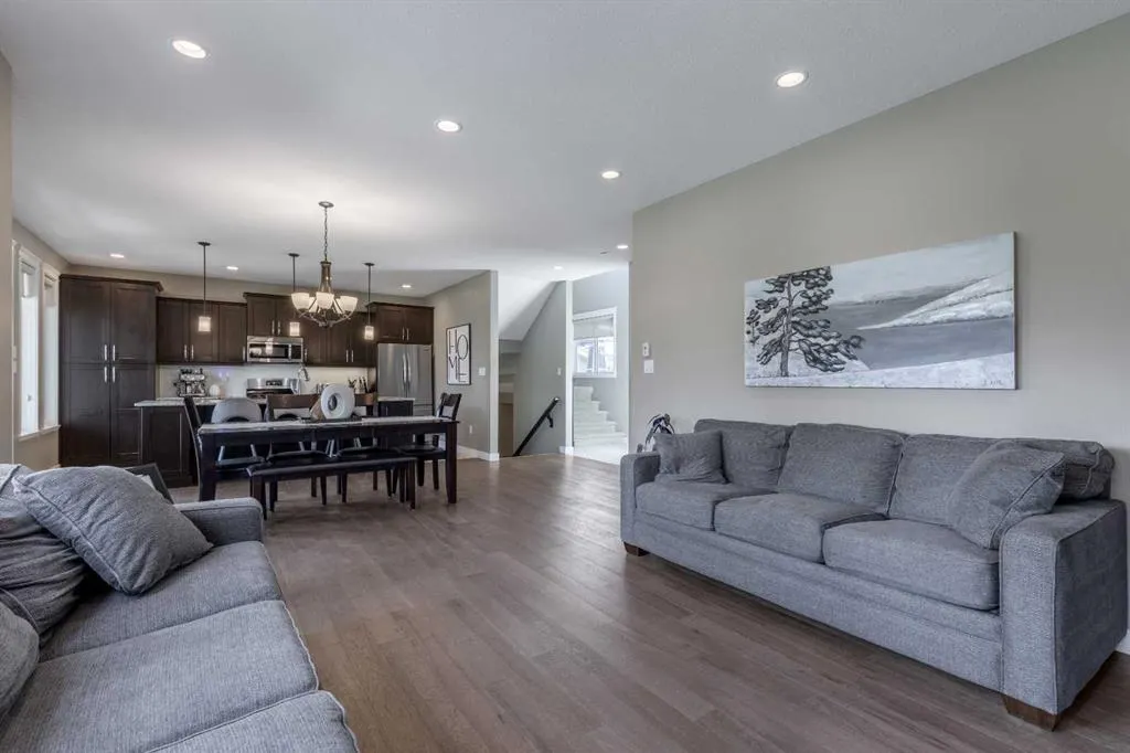 2713 Elm Drive