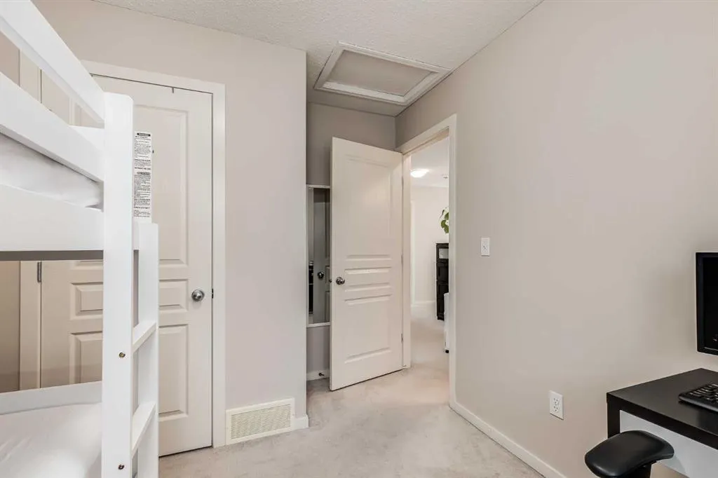 2930 Prairie Springs Grove SW