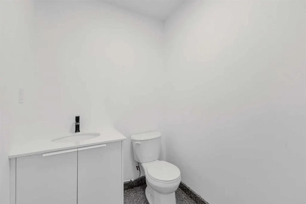 26 Violet Point
