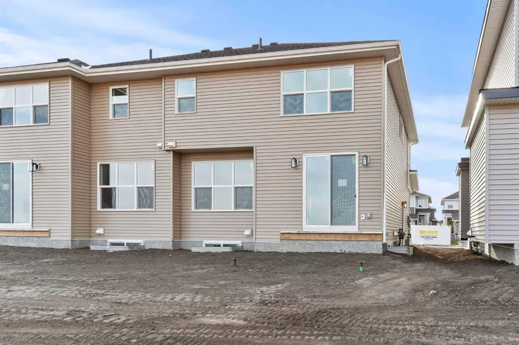 486 Kinniburgh Loop