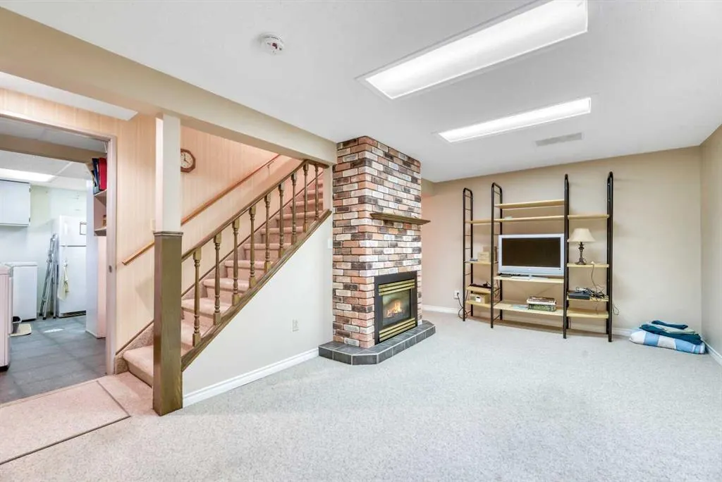 630 Sabrina Road SW, #23
