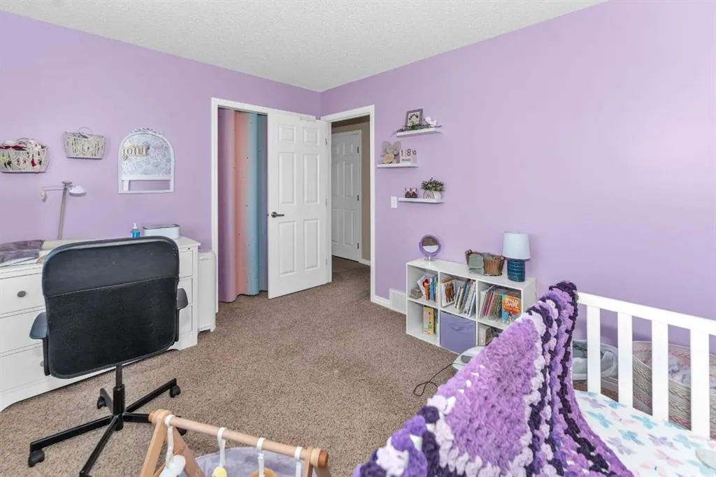 568 Windbrook Heights SW