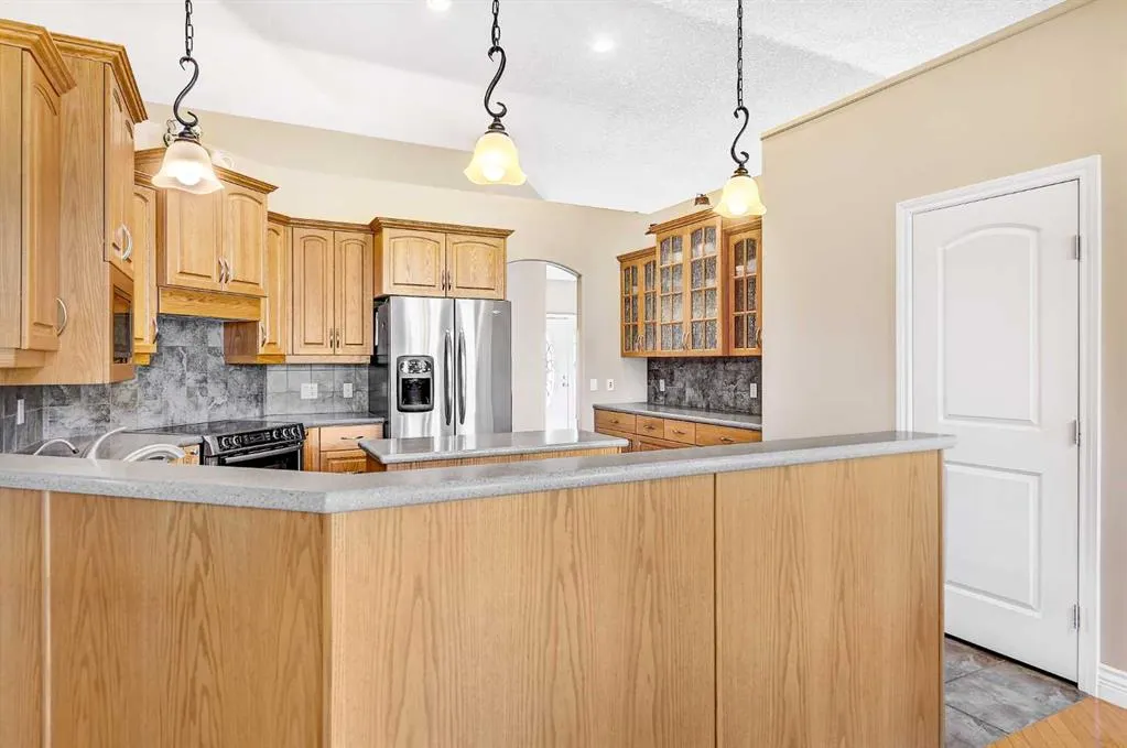 1716 60017 TWP RD 704A