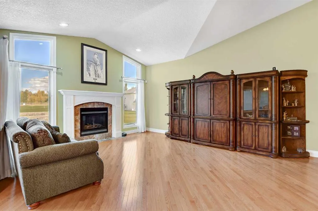 1716 60017 TWP RD 704A