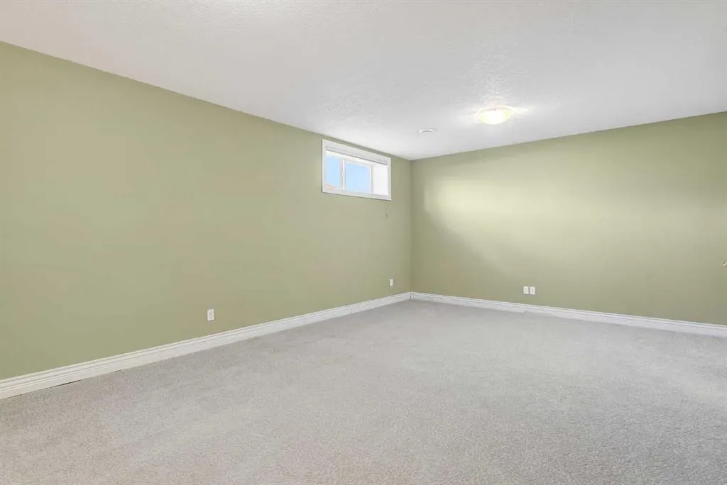 1716 60017 TWP RD 704A
