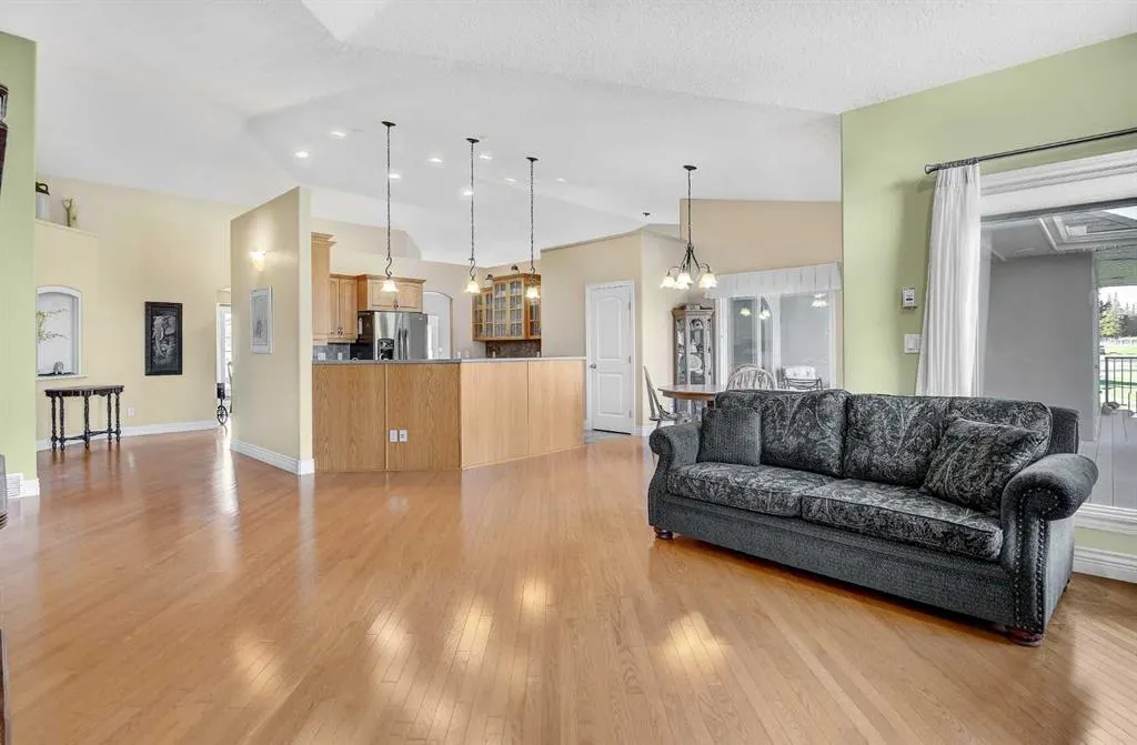 1716 60017 TWP RD 704A