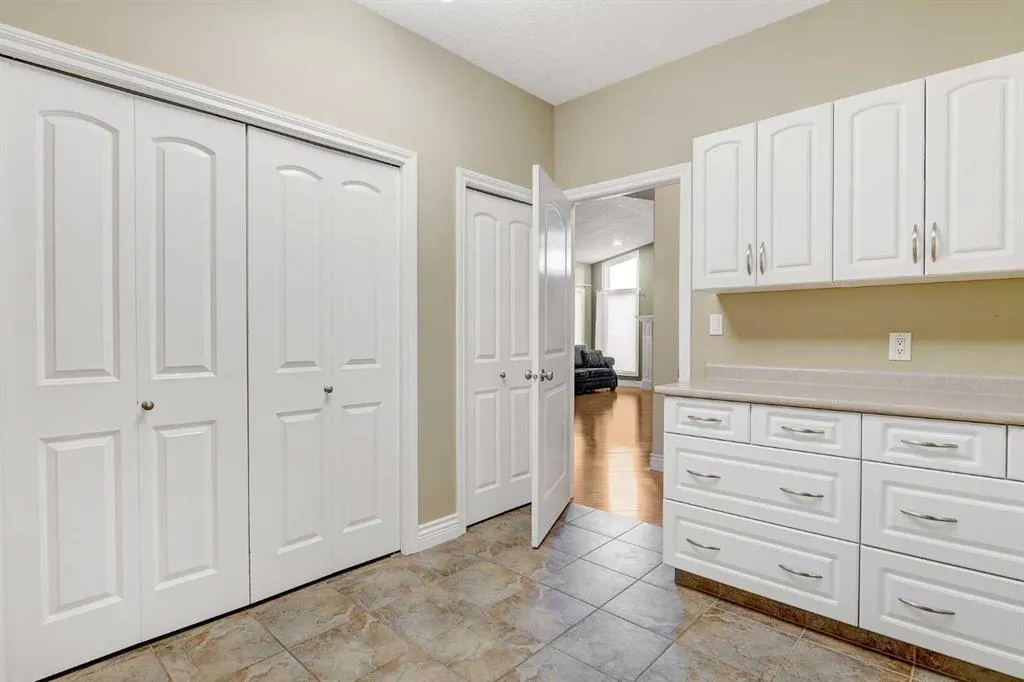 1716 60017 TWP RD 704A