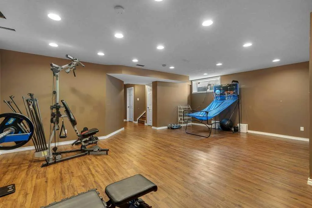 119 Valley Stream Circle NW