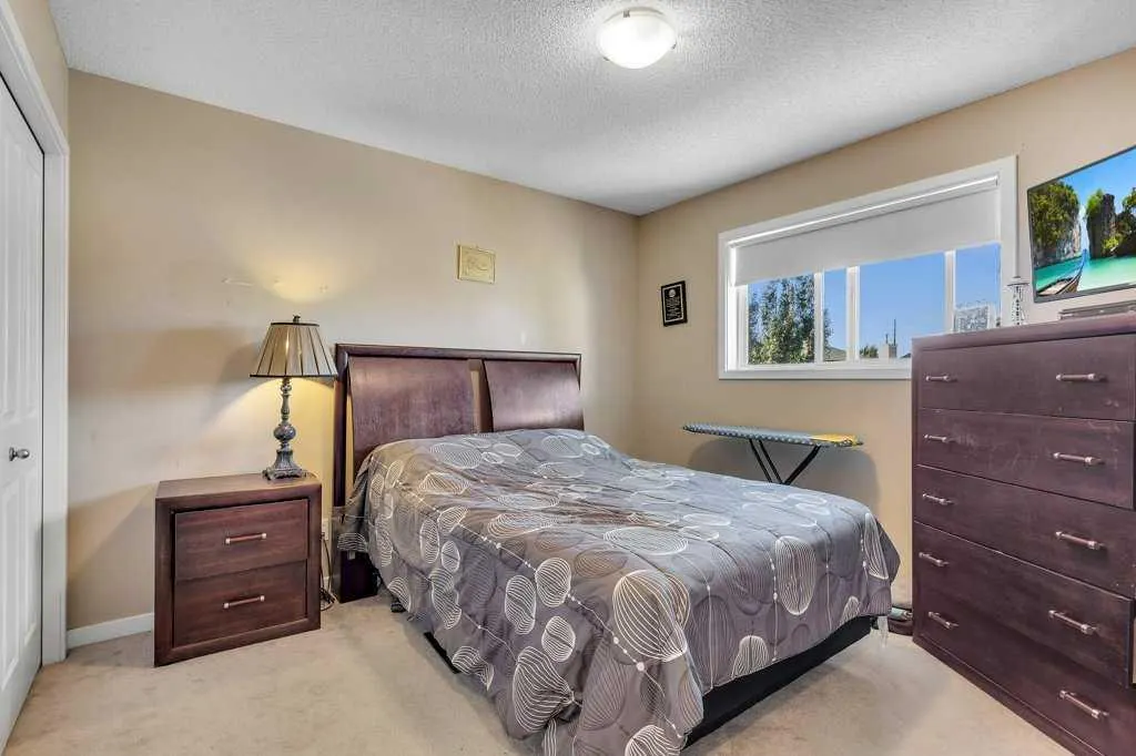 119 Valley Stream Circle NW