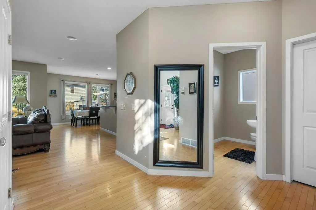 119 Valley Stream Circle NW