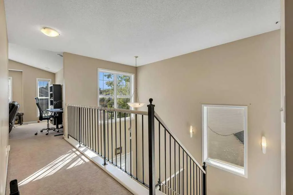 119 Valley Stream Circle NW