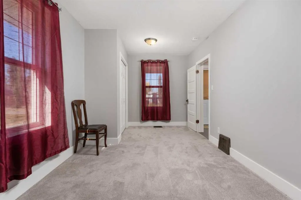 1007 Robert Street