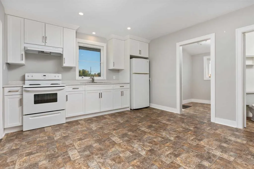 1007 Robert Street