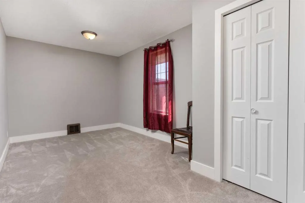 1007 Robert Street
